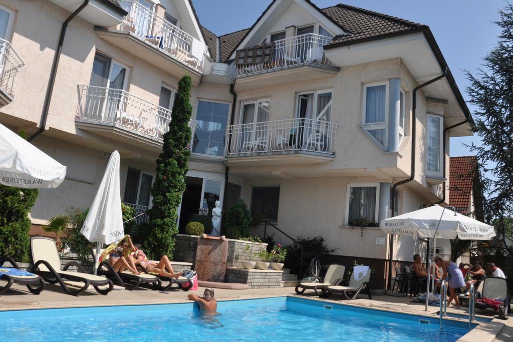 Hotel Diana Siófok Exterior foto