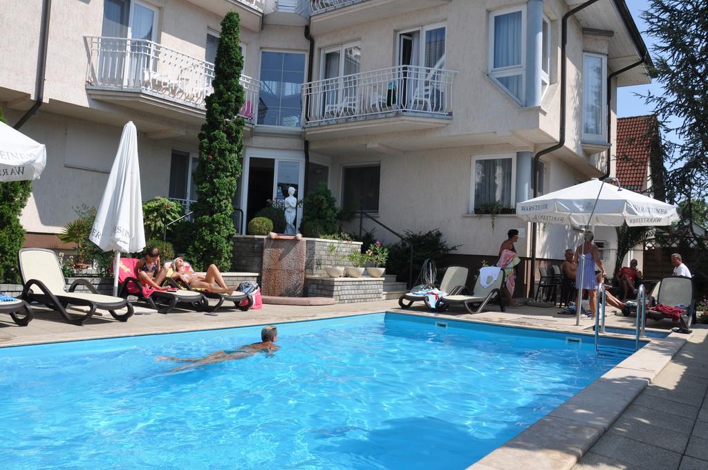 Hotel Diana Siófok Exterior foto